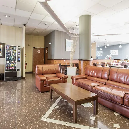 里昂吉兰德康福特城市公寓式酒店 公寓式酒店 3*