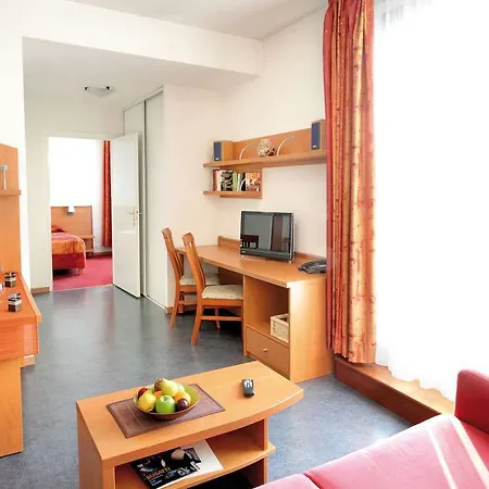 Appart'city Confort Gerland Aparthotel 3*