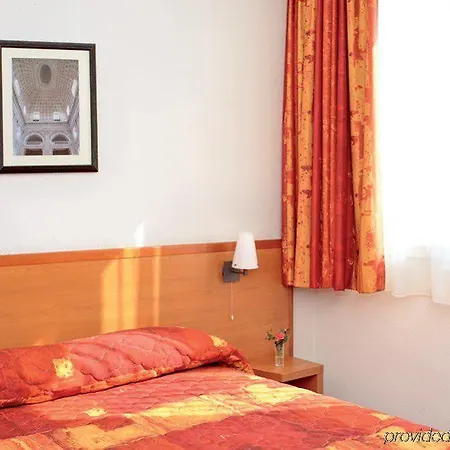 Appart'city Confort Gerland Aparthotel 3*